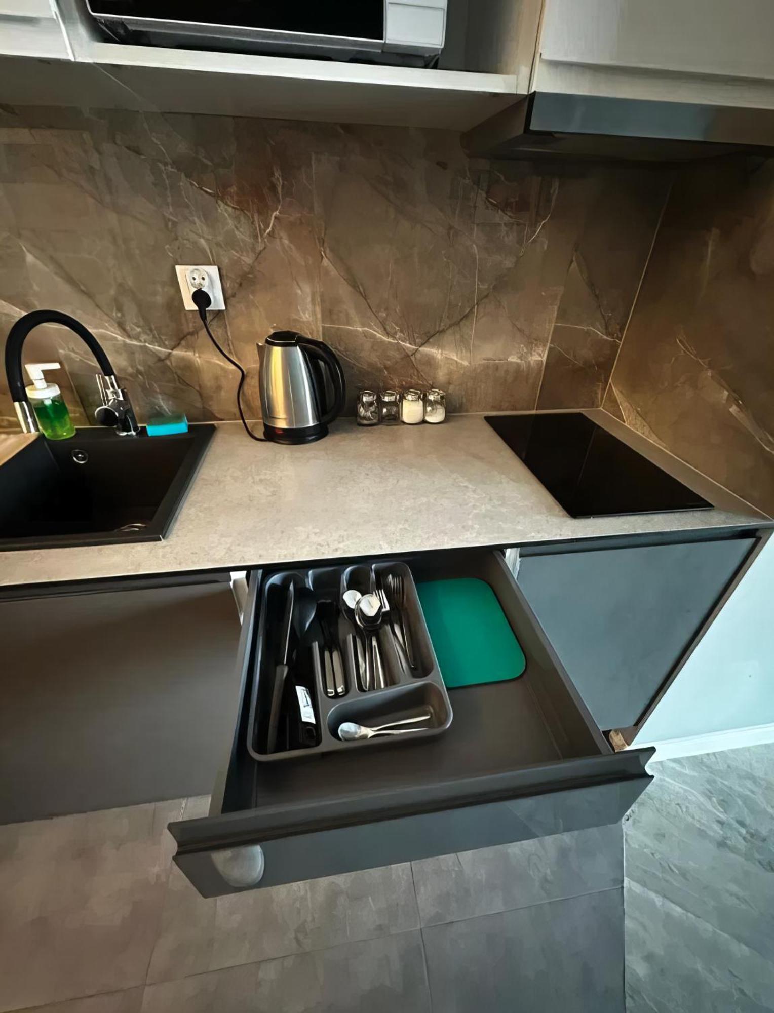 Modern On 5 Floor Apartament